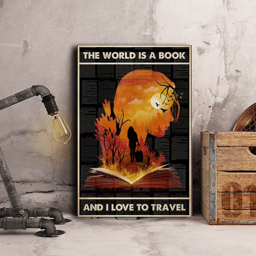 The world is a book and I love to travel, Travel Lover Canvas